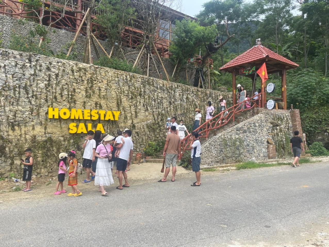 Pu Luong Sala Homestay Huong Ba Thuoc Eksteriør bilde